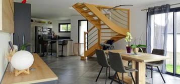 Vente maison 7 pièces 127 m²