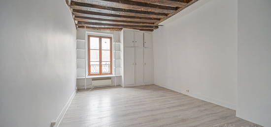 Studio  à louer, 1 pièce, 27 m², Étage 3/6