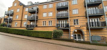 Flat to rent in Constables Way, Hertford SG13