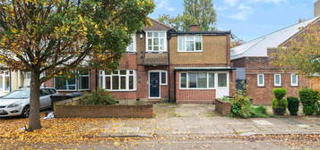 4 bedroom semi-detached house for sale