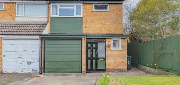 3 bed semi-detached house to rent