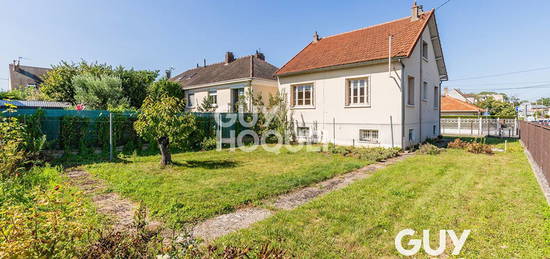 Maison  à vendre, 5 pièces, 3 chambres, 100 m²