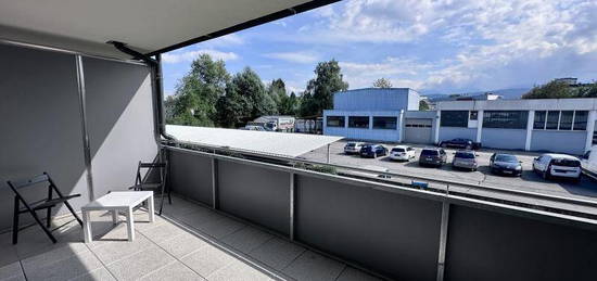 urbaner Wohnhit mit großzügigem Balkon und Carport