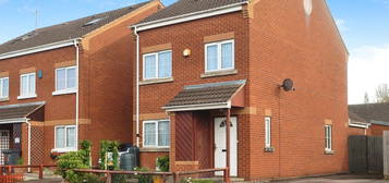 4 bed detached house for sale