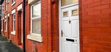 Terraced house to rent in Windsor Street, Gorton, Manchester M18