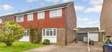 3 bed semi-detached house for sale