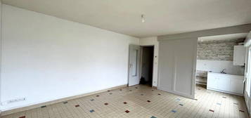 APPARTEMENT T2 A GUEUGNON