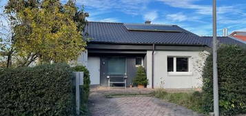 Beste Wohnlage in Besigheim, tolles 1- / 2-Familien-Haus