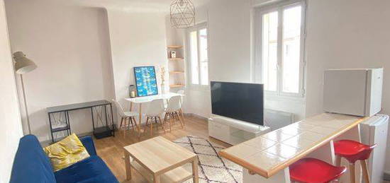 Location meublée T2 42 m2 bail étudiants