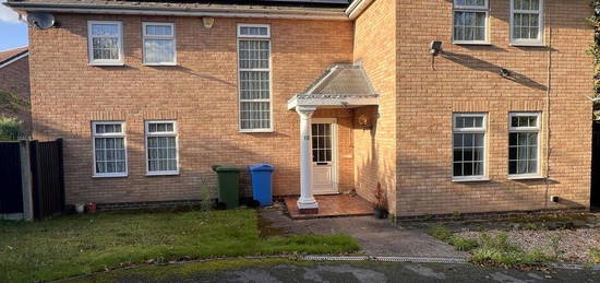 4 bedroom detached house