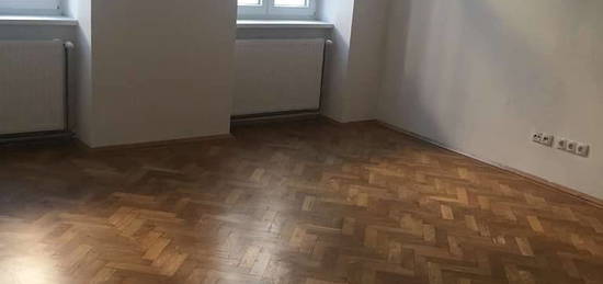 Helle, 2 Zimmer sanierte Stilatbauwohnung unbefristet