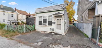 101 Madison Ave, Paterson, NJ 07524