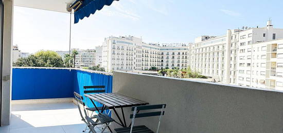 Appartement 2P, 42 m2  à vendre, terrasse 17 m2,  Cannes Basse Californie limite Banane