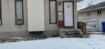 137 Thomson AVENUE, Regina, SK S4N 5L2