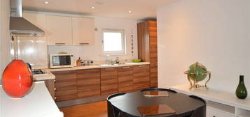 2 bed flat to rent