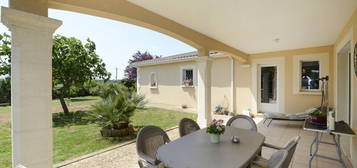 Maison de plain-pied à vendre, 6 pièces, 4 chambres, 148 m²