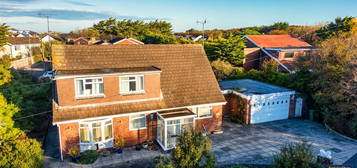 3 bed detached bungalow for sale