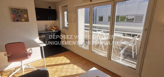 Studio meublé  à louer, 1 pièce, 32 m², Étage 7/–