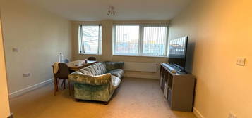 Flat to rent in Gower Street, Derby DE1