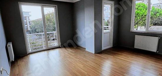 SANCAKTEPE YENİDOĞAN MERVE MAH KİRALIK 2+1 ARAKAT BALKONLU DAİRE