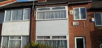 3 bed shared accommodation to rent