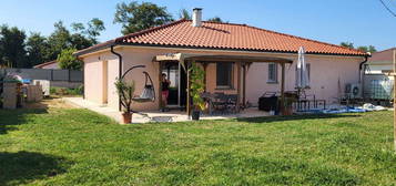 Vente villa 4 pièces 89 m²