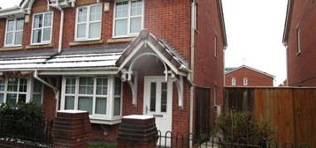 3 bedroom semi-detached house