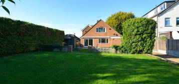 4 bedroom detached house