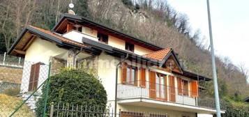 Villa unifamiliare, ottimo stato, 220 m², Sangiano