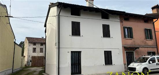 Casa accostata - San Lorenzo Isontino