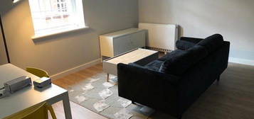 Flat to rent in Barham Lodge, Buckingham MK18