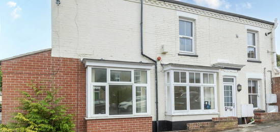 Flat for sale in Winter Road, Norwich NR2