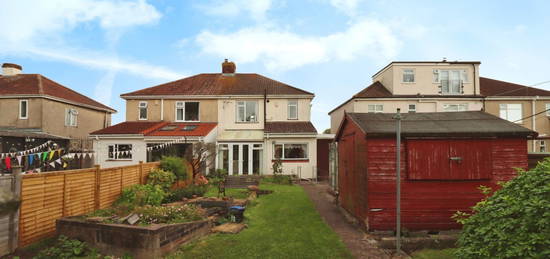 3 bed semi-detached house for sale