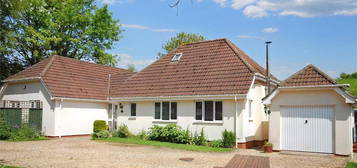 4 bedroom bungalow for sale