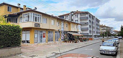 SÜPER LOKASYON SERDİVAN BELEDİYE YAKINI 3+1 120M2 GENÇ BİNA