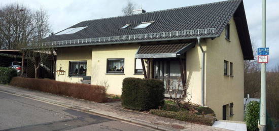 3-FAMILIEN-HAUS