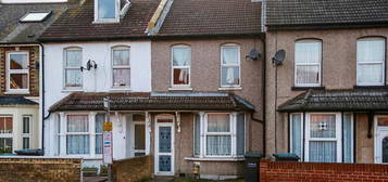 3 bedroom terraced house