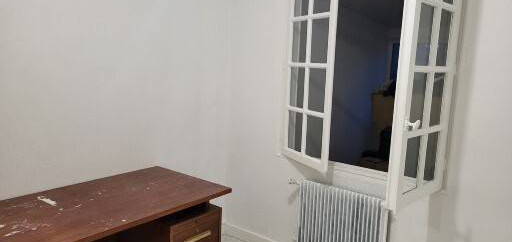 Appartement  à louer, 4 pièces, 3 chambres, 75 m²