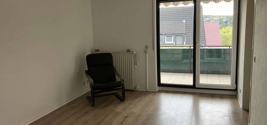 Menden, Bittfahrt: gepfl. 1,5 Zimmer Appartement mit Terrasse ! EBK möglich