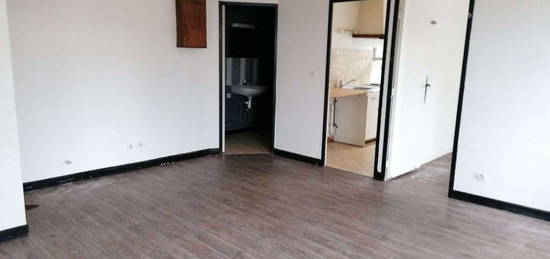 Appartement F2 - 40m² MAREIL SUR MAULDRE