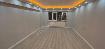 Manisa Yunusemre Teyfikiye Mahallesi 3+1 140m2 Yksek Zemin Ful zellikli Satlk Daire