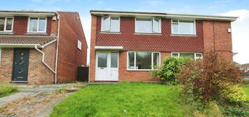 3 bedroom semi-detached house to rent