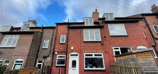 2 bedroom terraced house