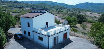 Villa in vendita in contrada Bosco delle Rose s.n.c