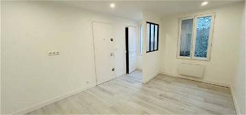 Appartement  à louer, 2 pièces, 1 chambre, 30 m²