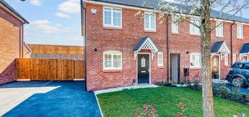 3 bedroom semi-detached house