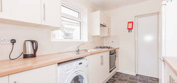 Shared accommodation to rent in Cowley Road, Oxford OX4