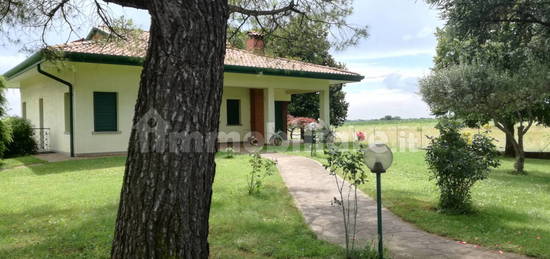 Villa unifamiliare, buono stato, 183 m², Premariacco