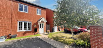 2 bedroom semi-detached house for sale