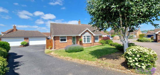 2 bedroom detached bungalow for sale